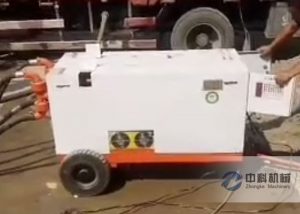 双液注浆机、单层搅拌机施工现场